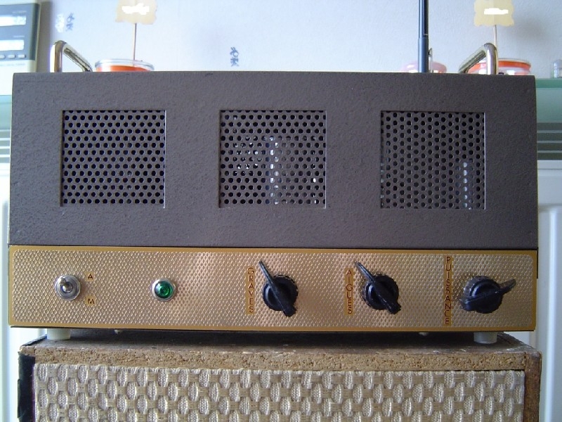Cibot Radio Amplificateur 12 watts (max)