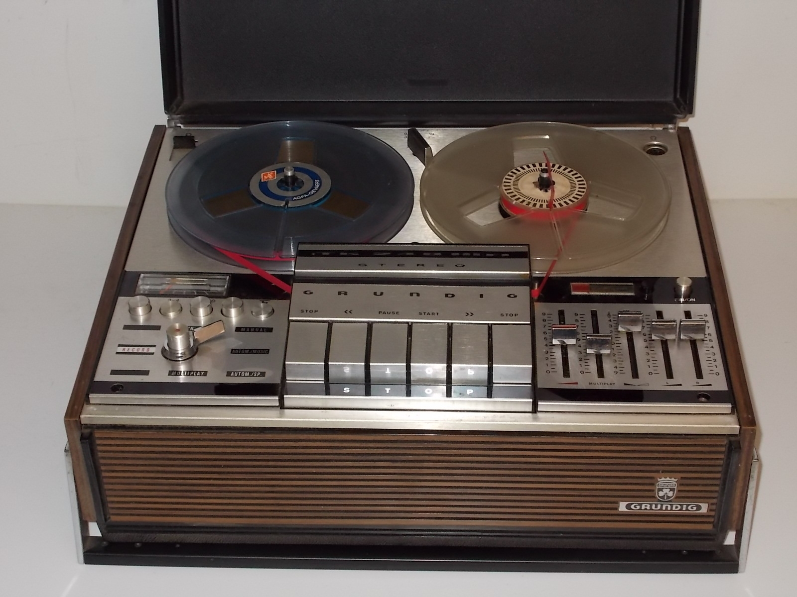 Grundig TK 248 HiFi