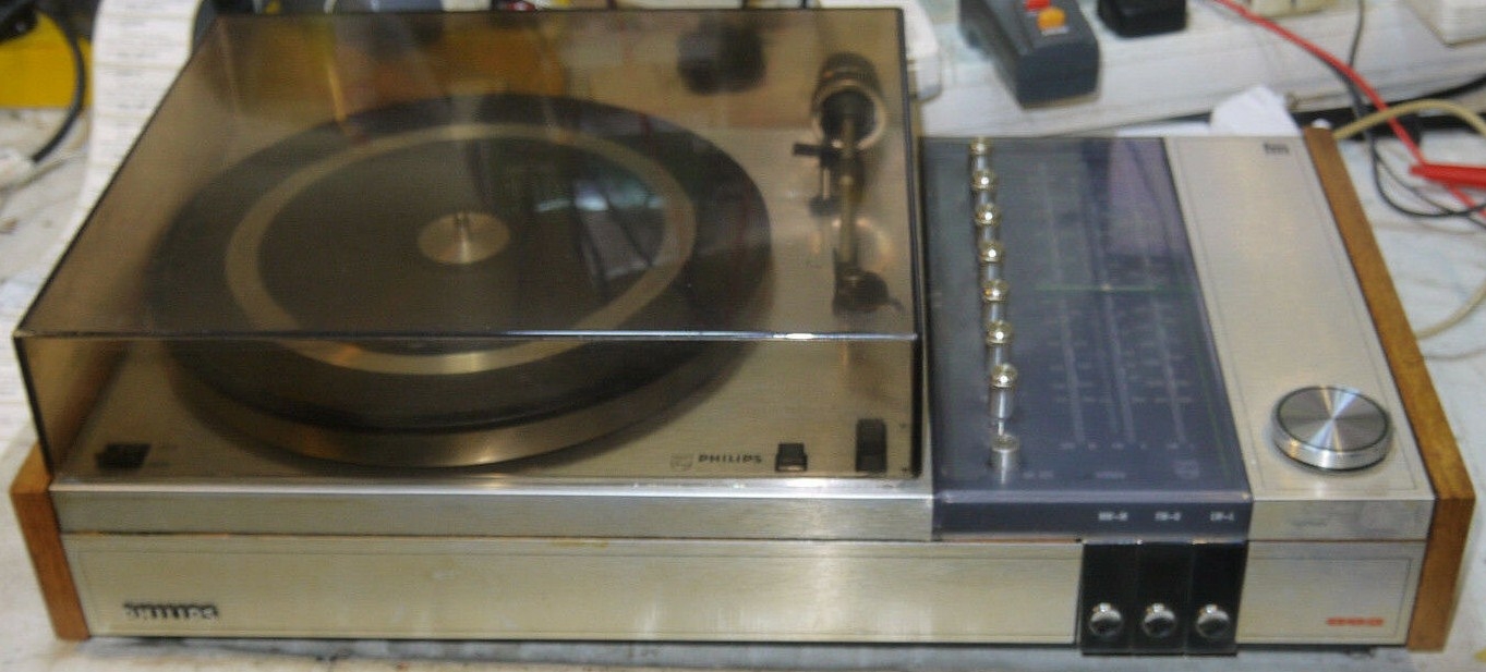 Philips 22 RH 892