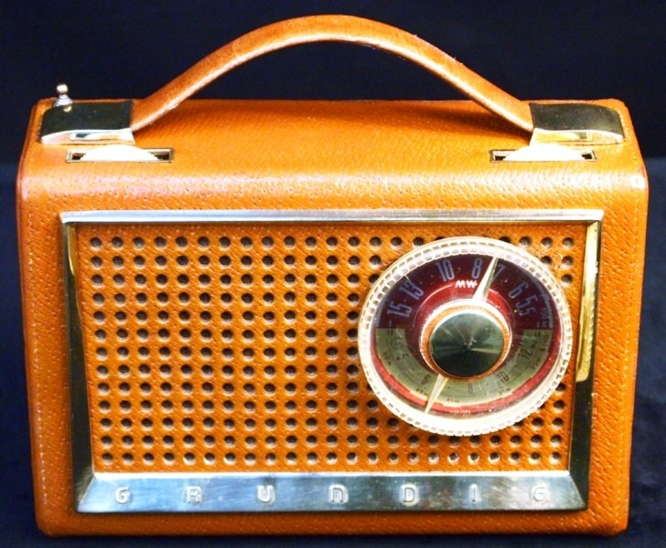 Grundig Music Transistor Boy 100 E