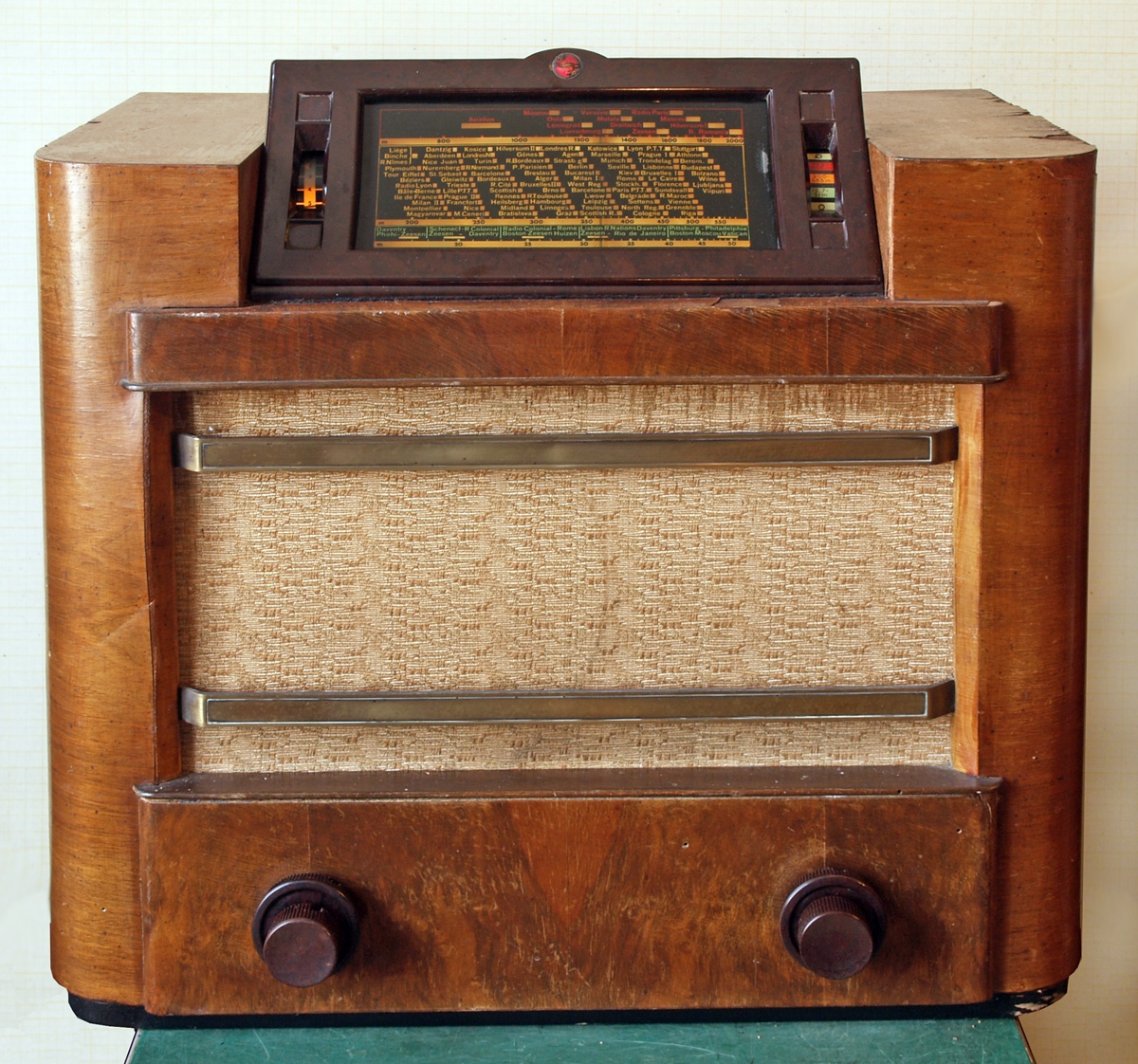 Philips 695 A /20 /29 "Sérénade"