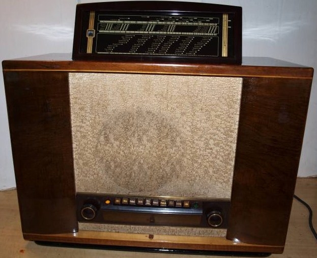 Philips 753 A Sonate