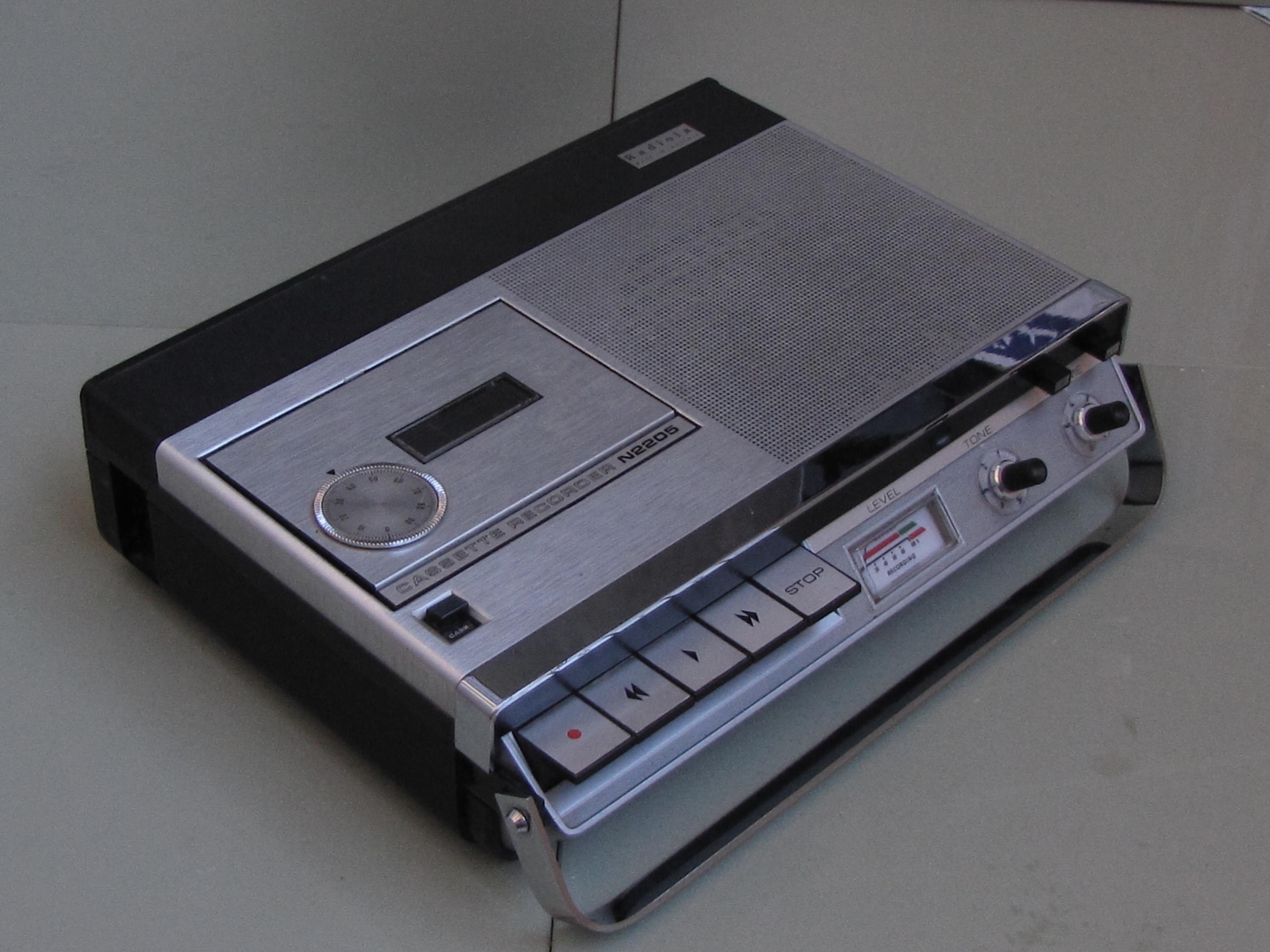 Radiola N 2205