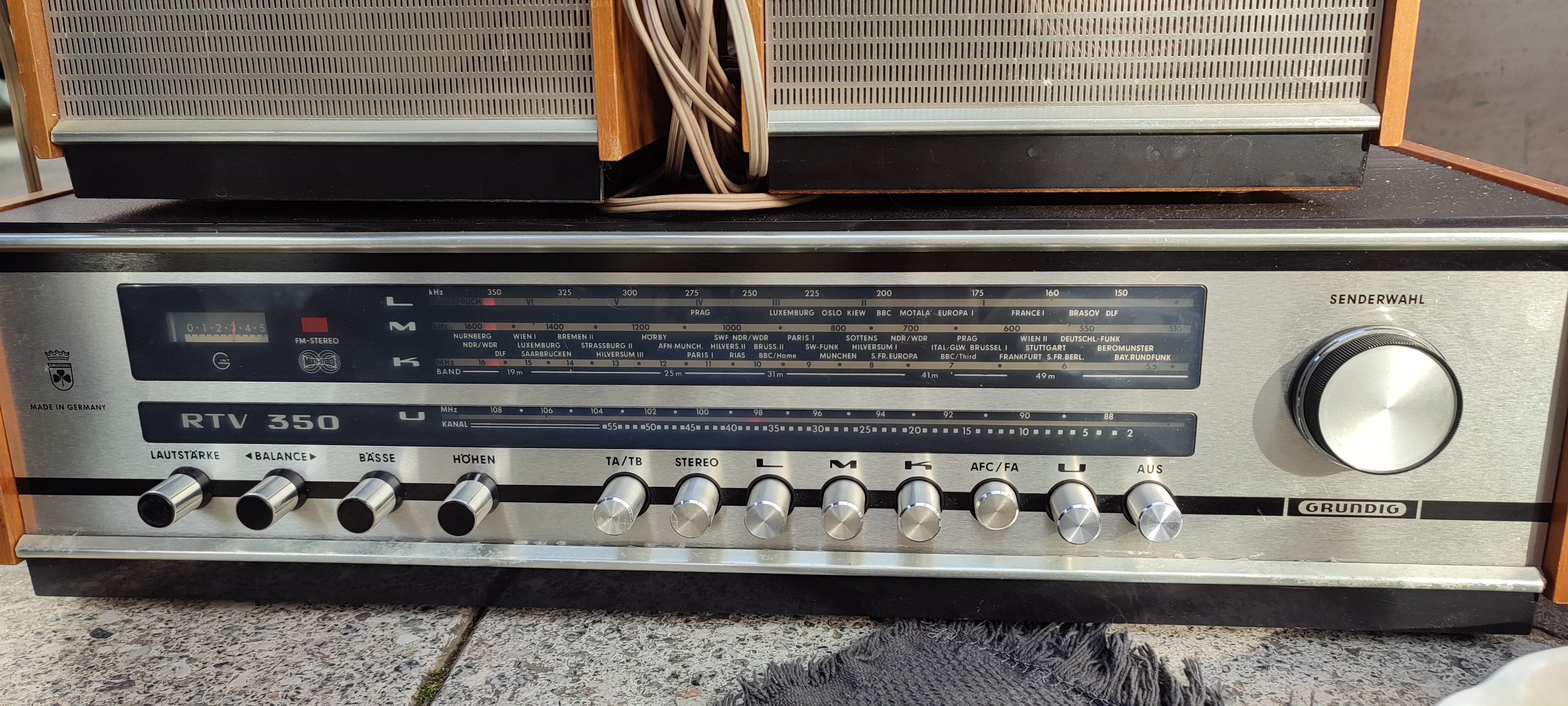Grundig RTV 350