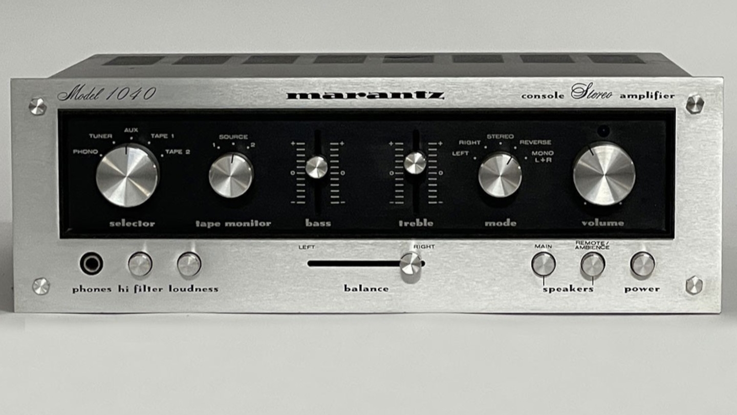 Marantz 1040 Console