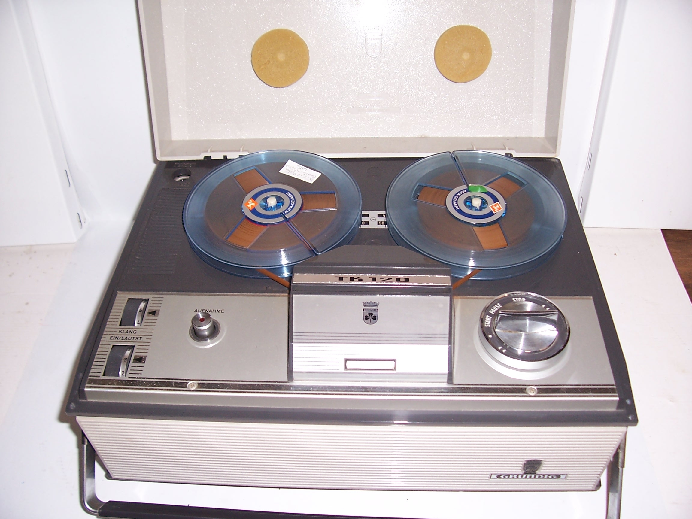 Grundig TK 120