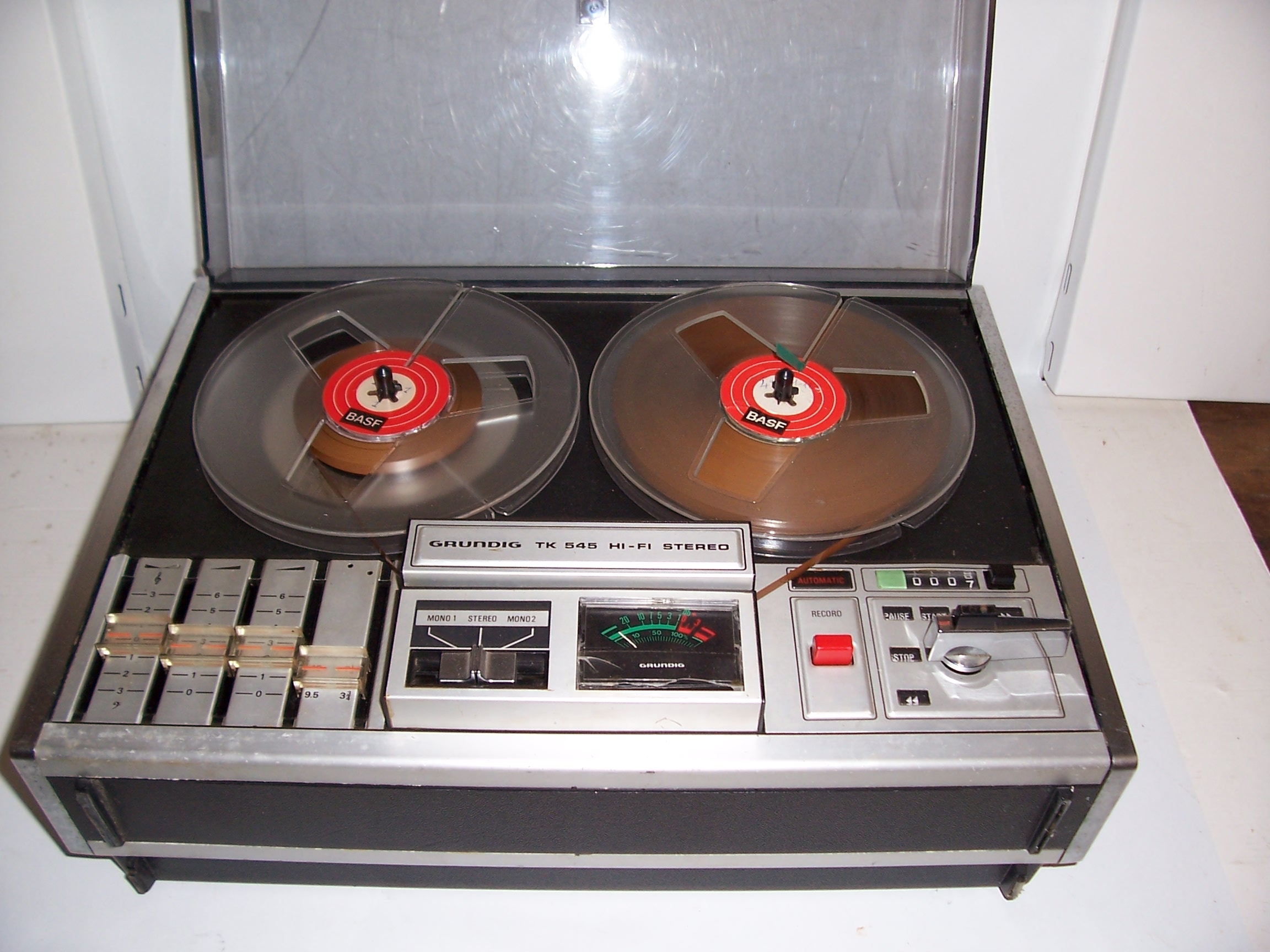 Grundig TK 545