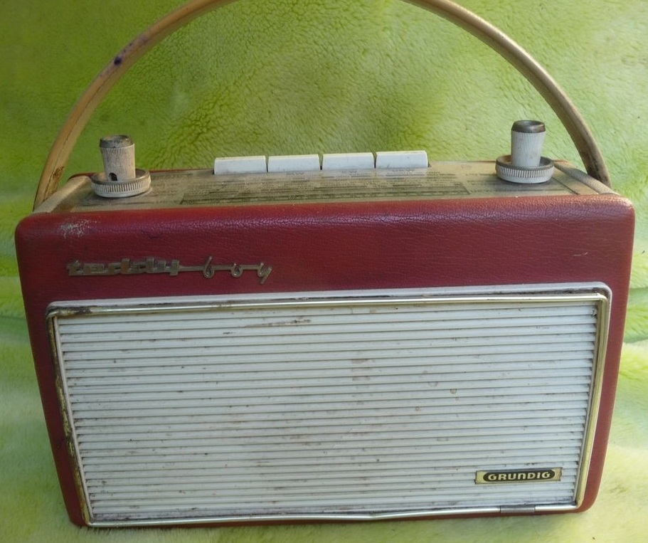 Grundig Teddy Boy 203