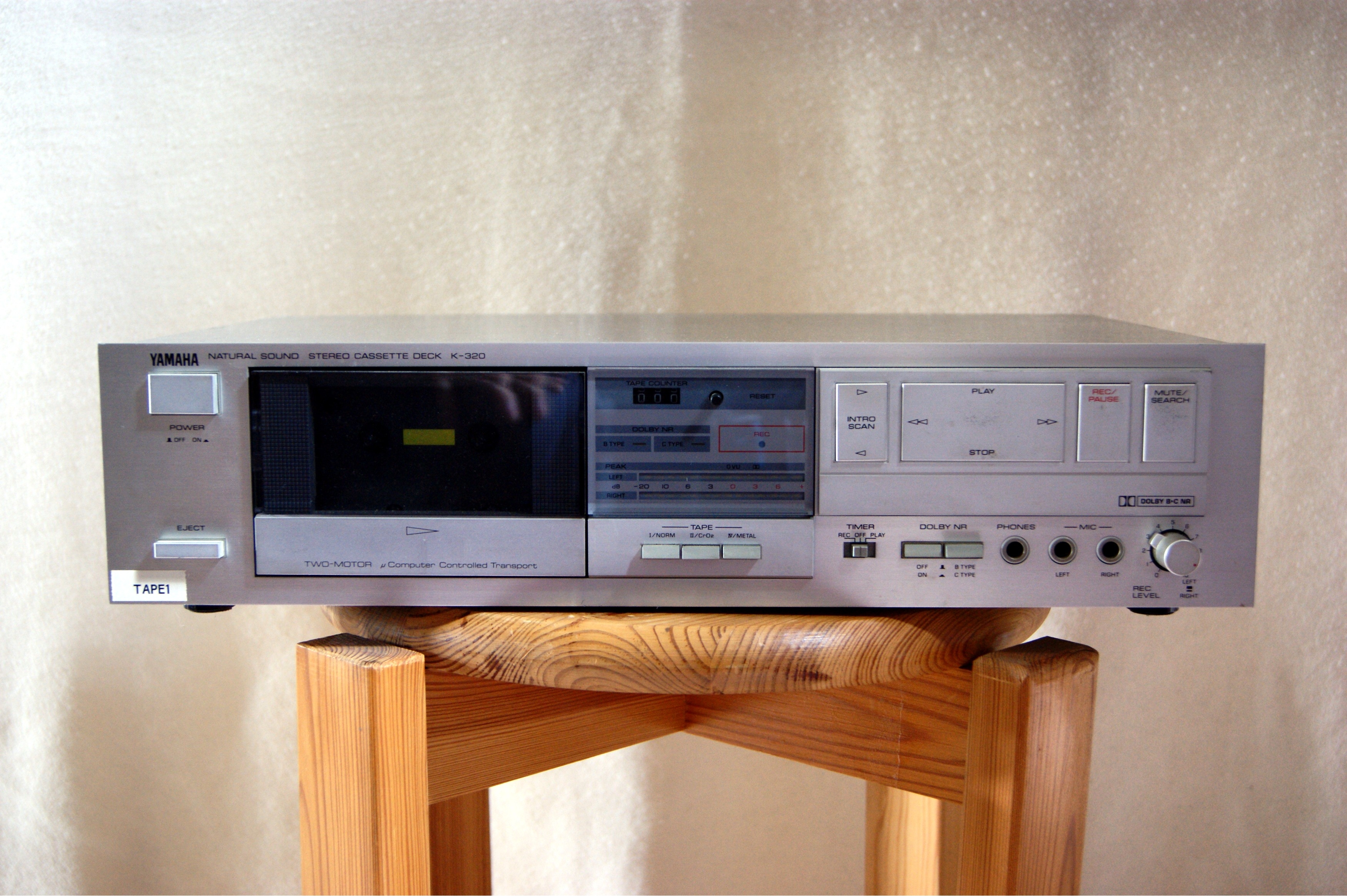 Yamaha K-320