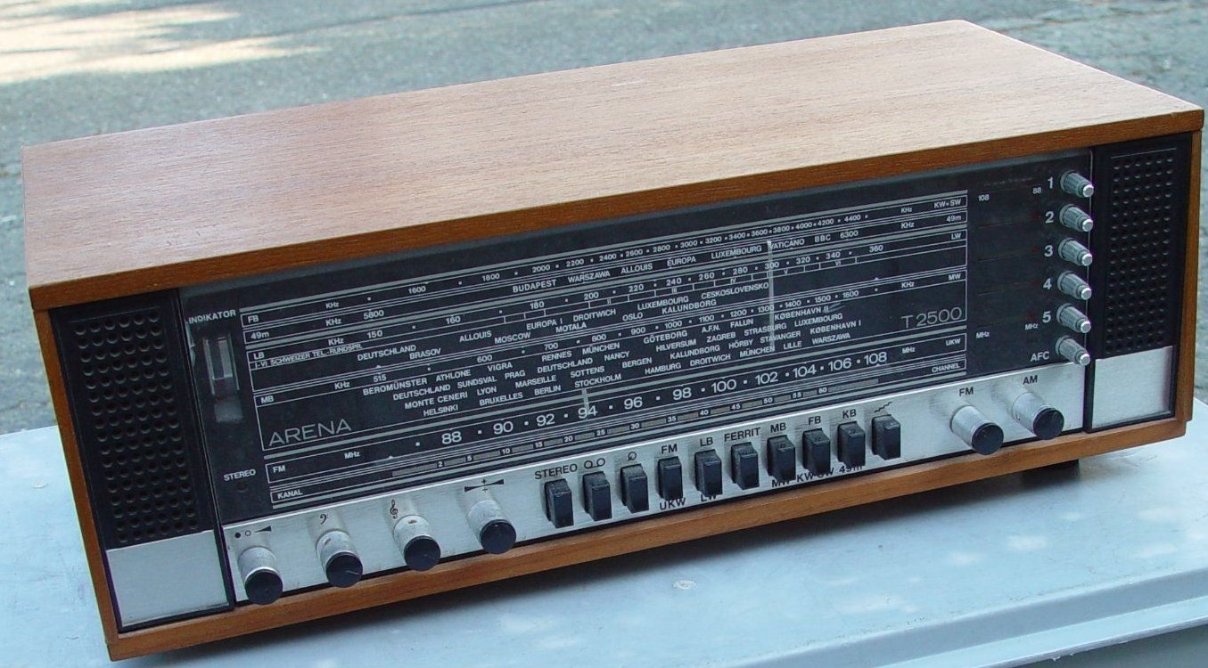 Arena   -   dès 1971 Rank Arena T 2500 F Export