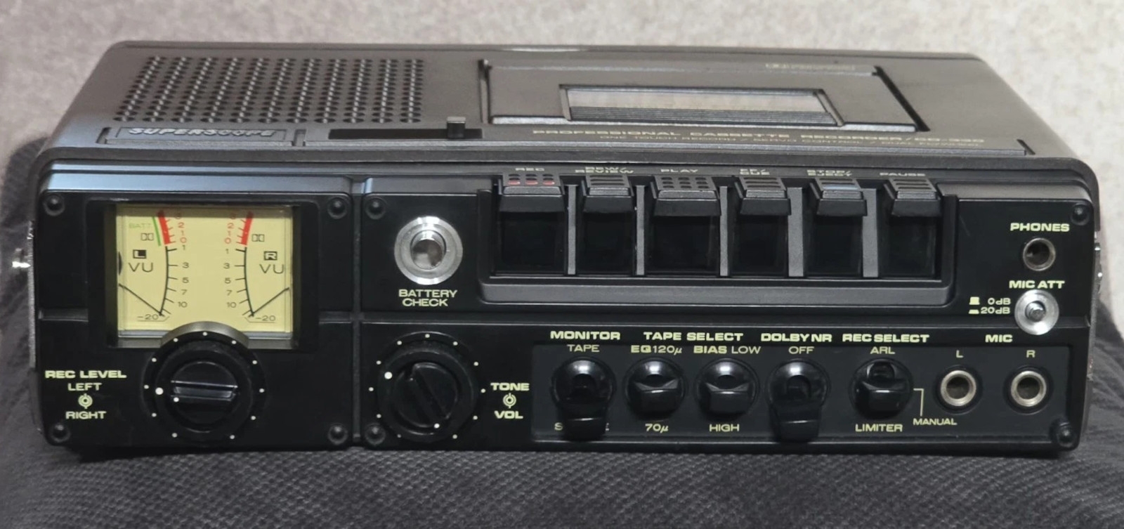 Superscope CD-330