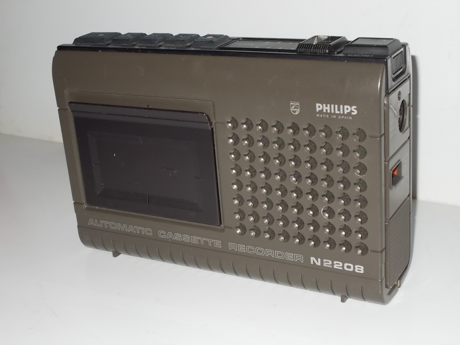 Philips N 2208