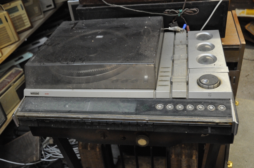 Philips 22 RH 832
