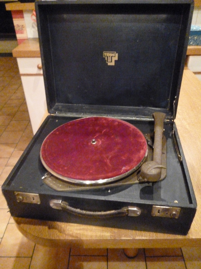 Teppaz 610