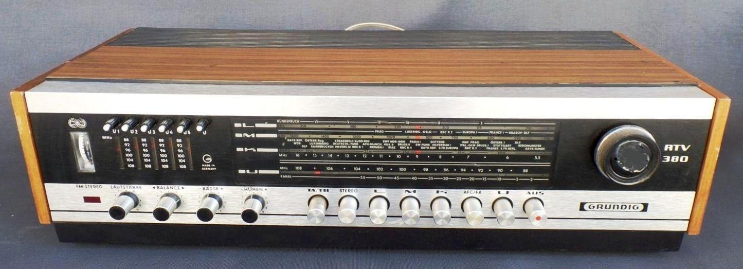 Grundig RTV 380