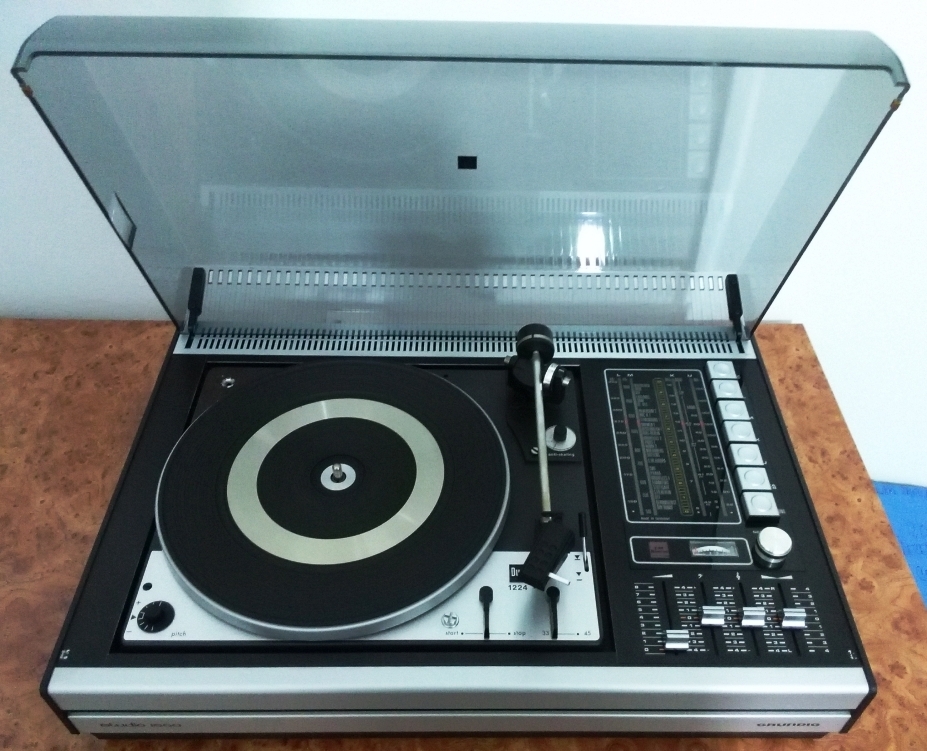 Grundig Studio 1550