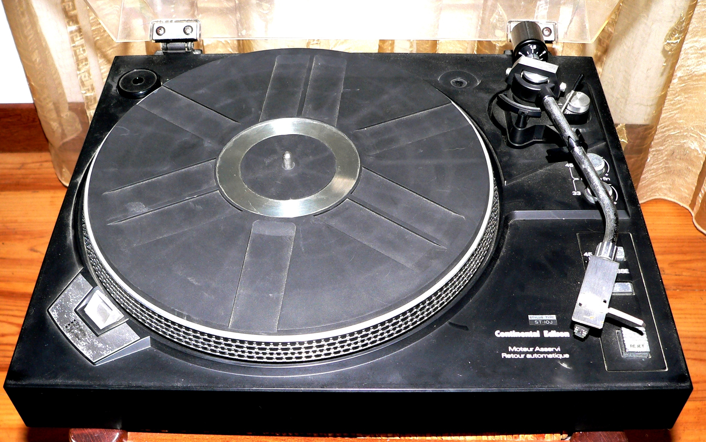 Continental Edison TD 9950