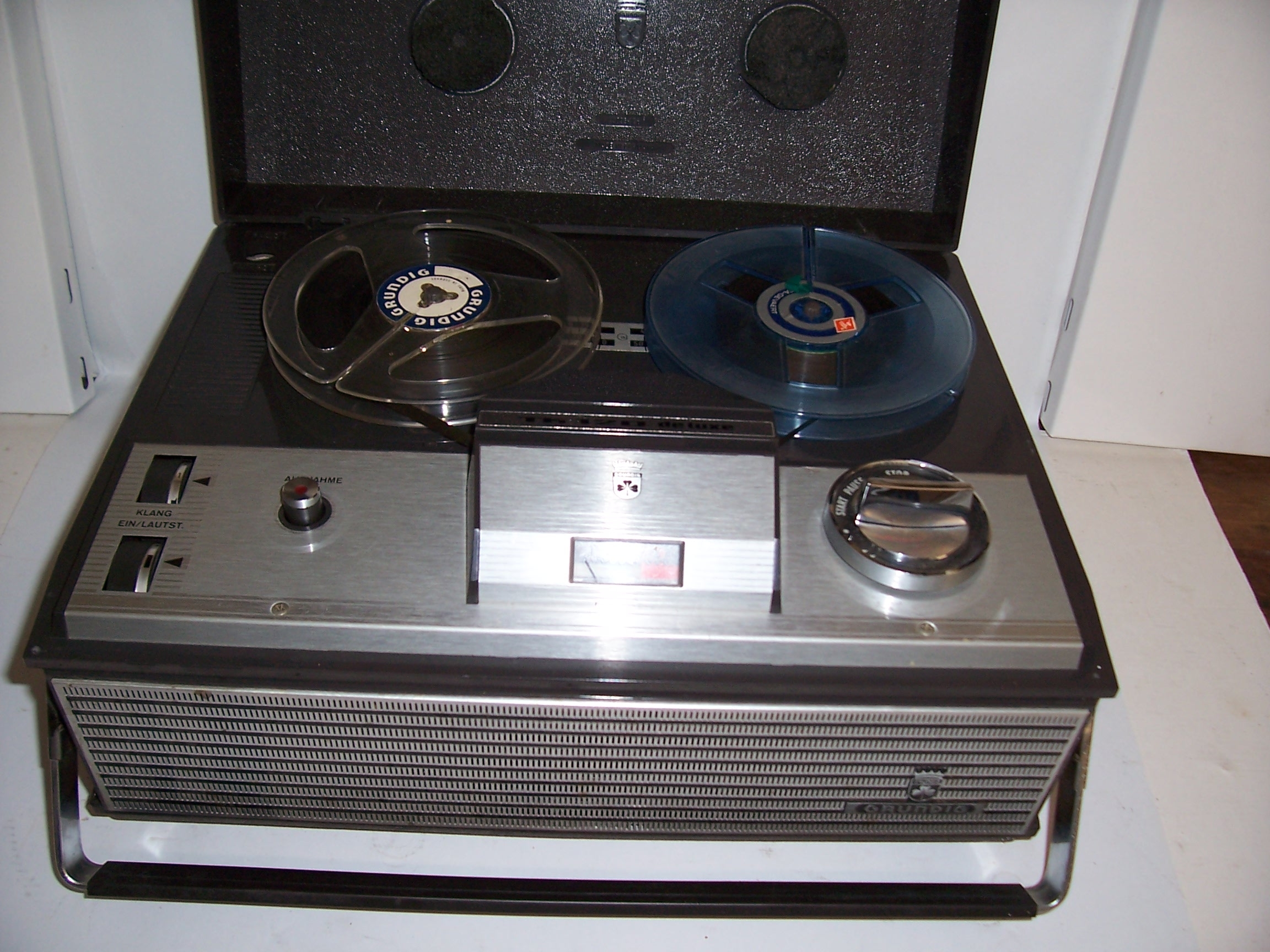 Grundig TK 120 L / De Luxe