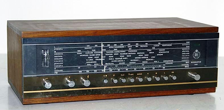 Bang & Olufsen  -  B&O Beomaster 900