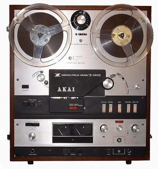 Akai X-360D