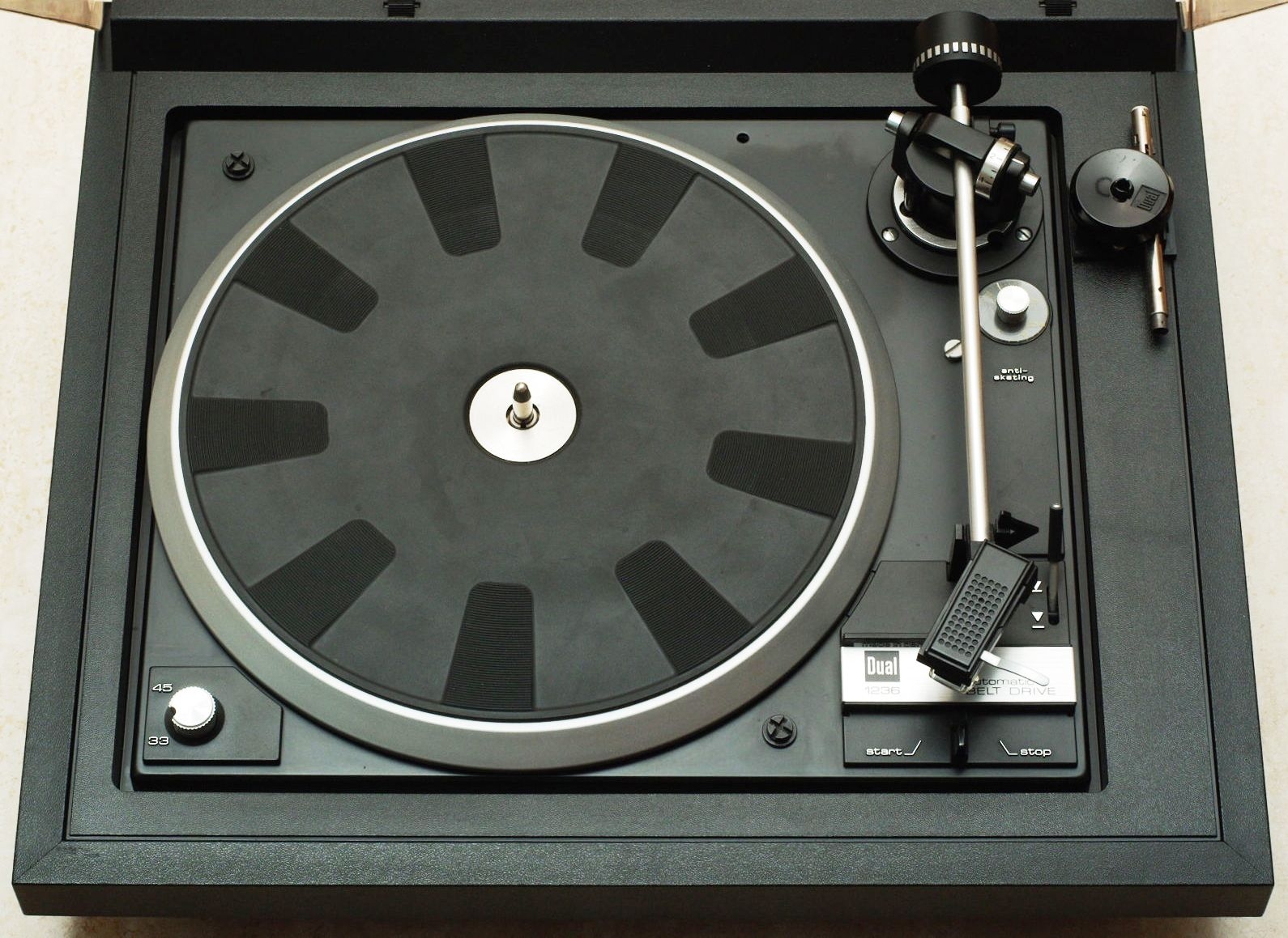Dual 1236