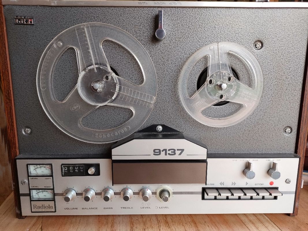 Radiola RA 9137