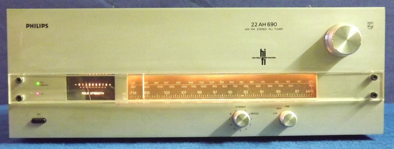 Philips 22 AH 690