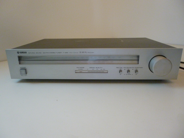 Yamaha T-560