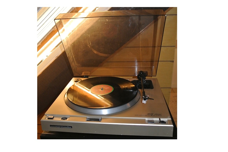 Marantz TT 2000