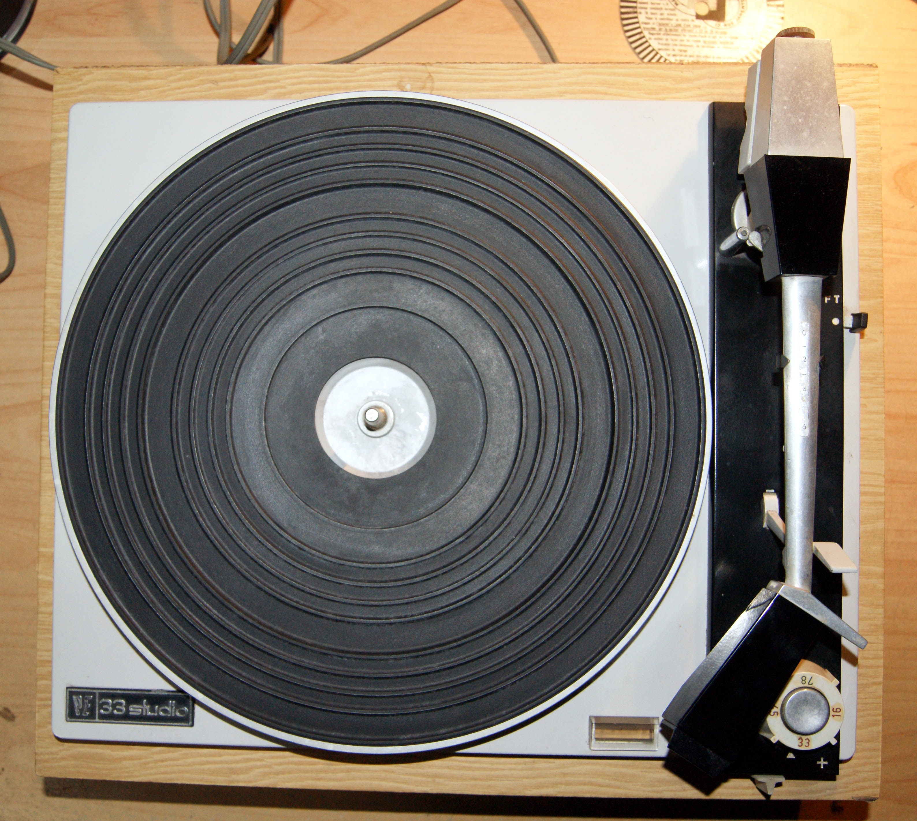 Perpetuum-Ebner PE 33 Studio