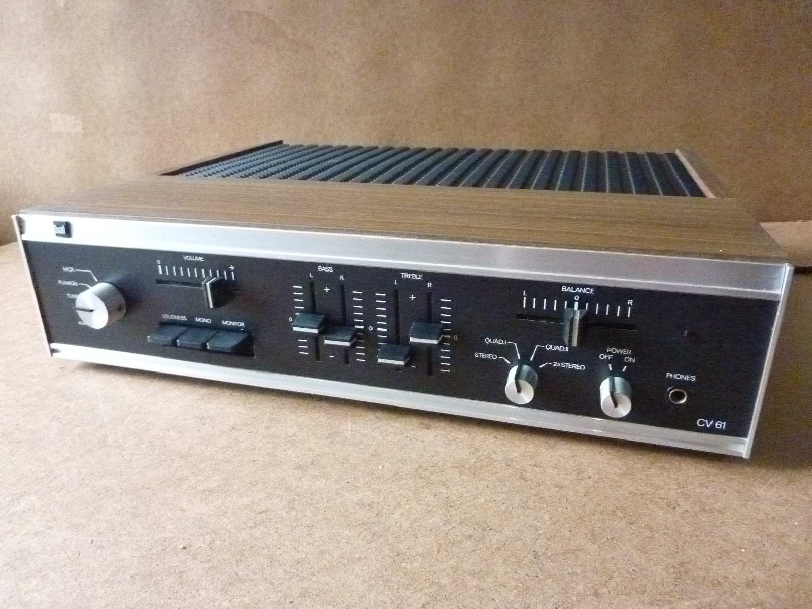 Dual CV 61