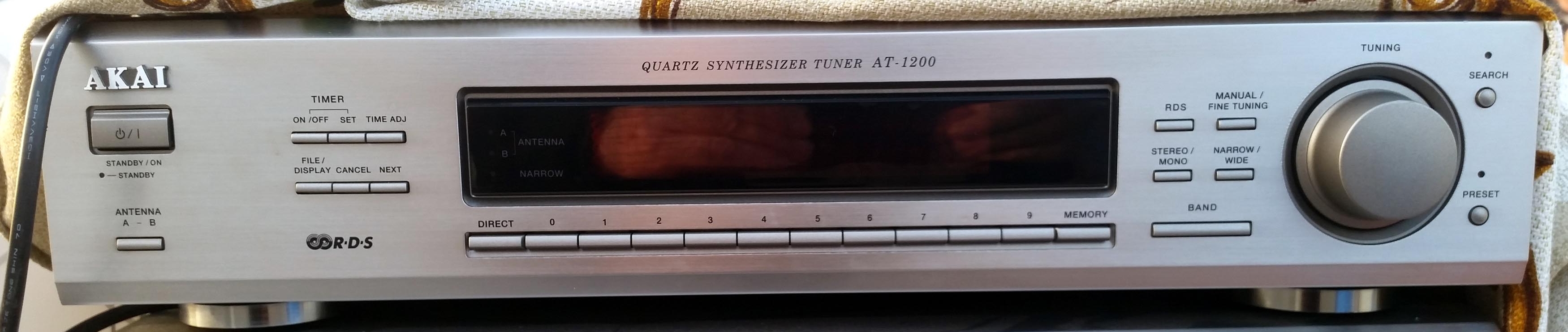 Akai AT-1200