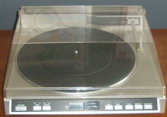 Realistic LAB 2000