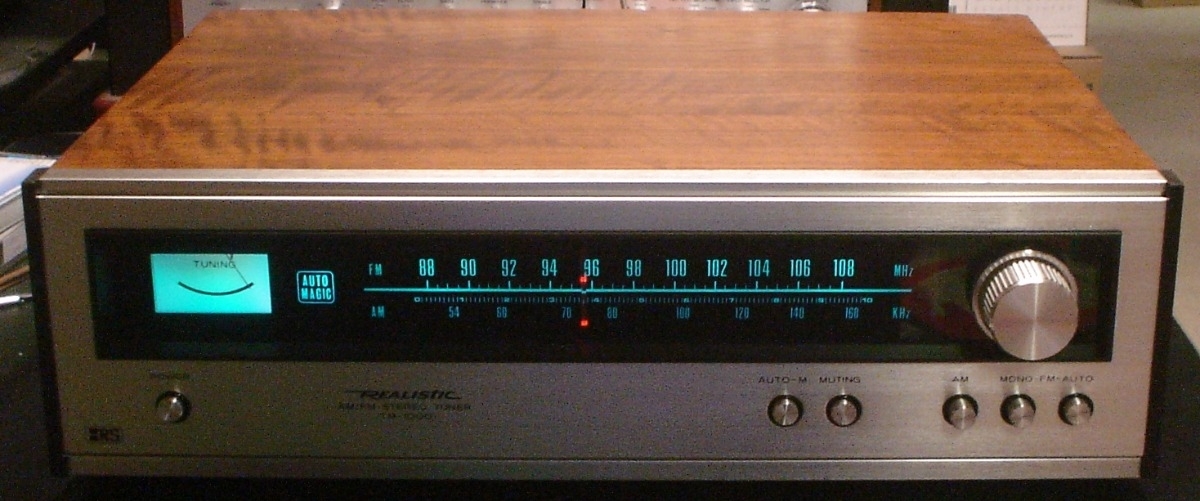 Realistic TM 1000