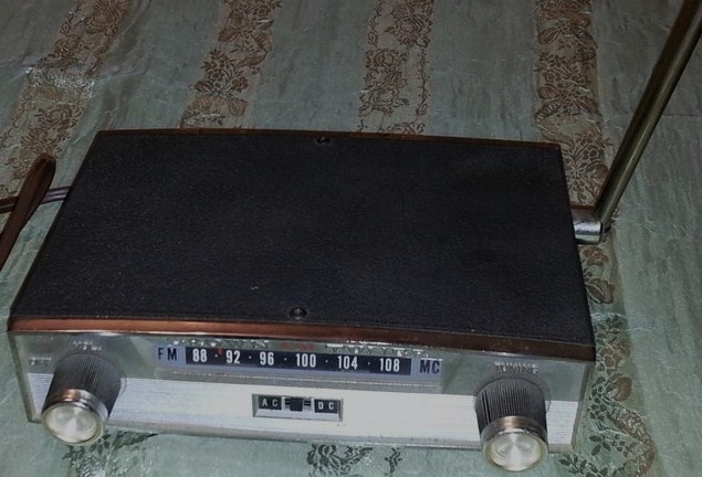 Crown (JP) FM 100