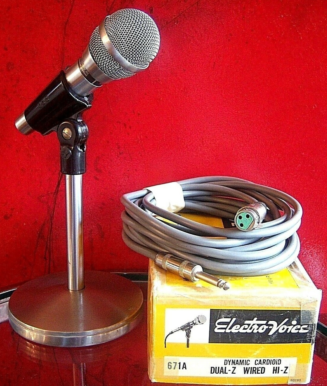 Electro-Voice 671 A