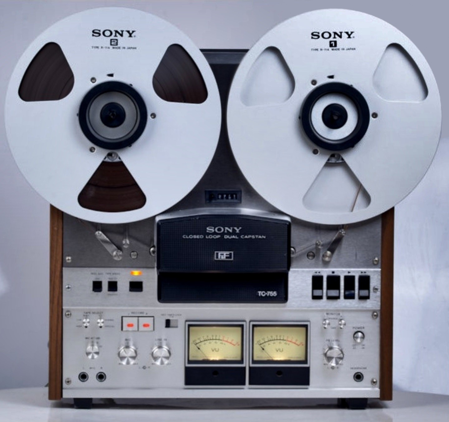 Sony TC-755