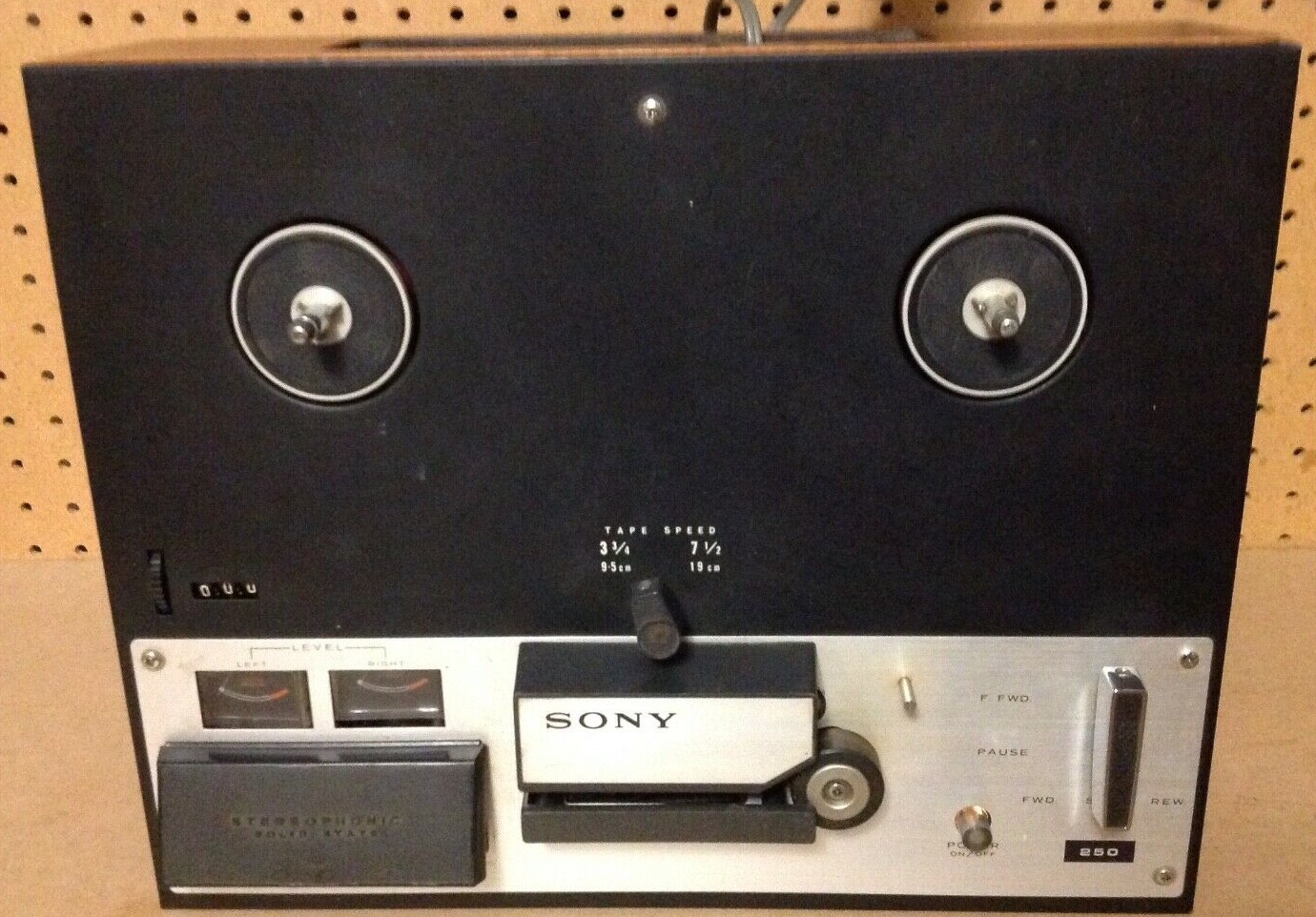 Sony TC 250 A