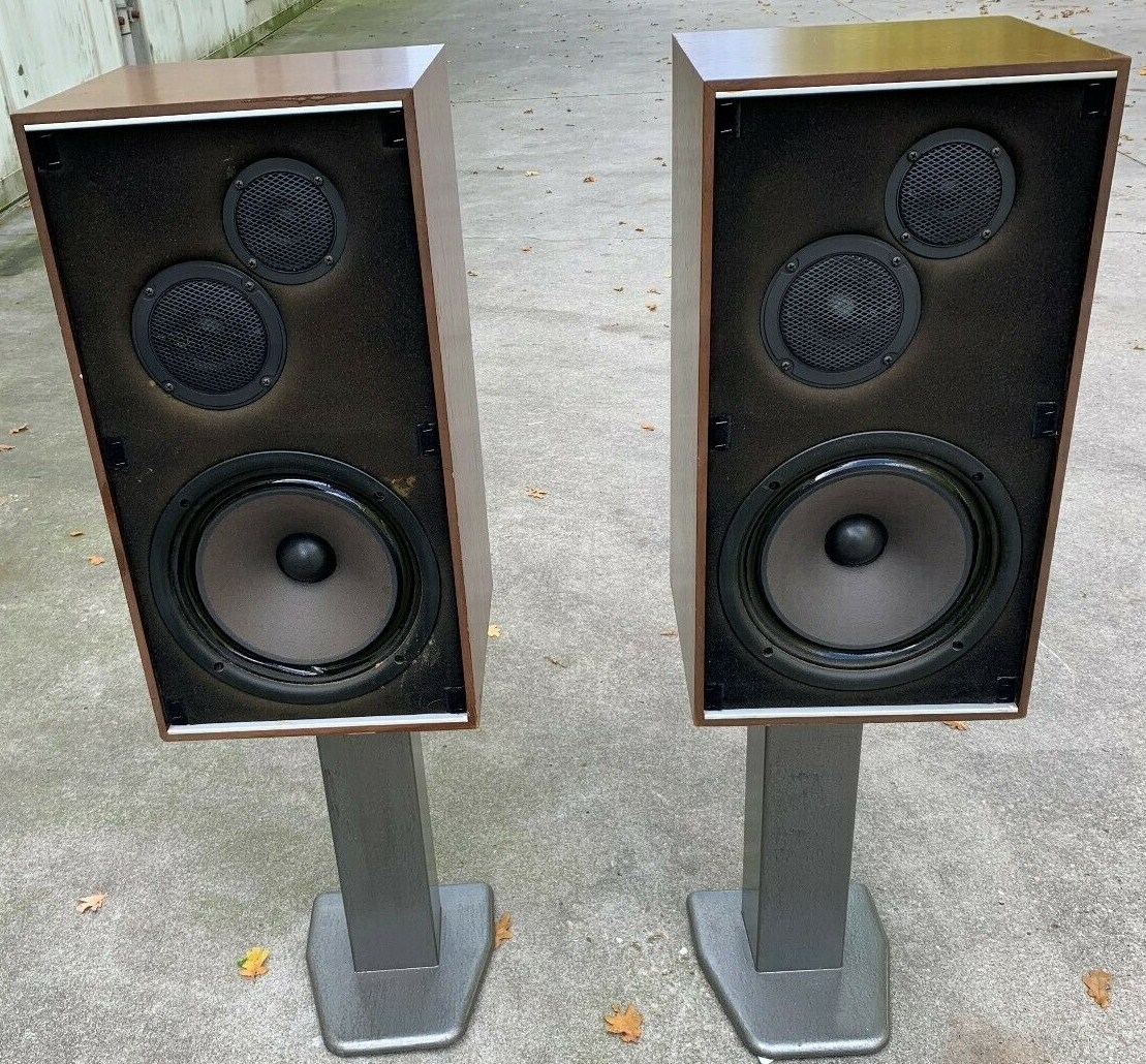Sansui ES 200