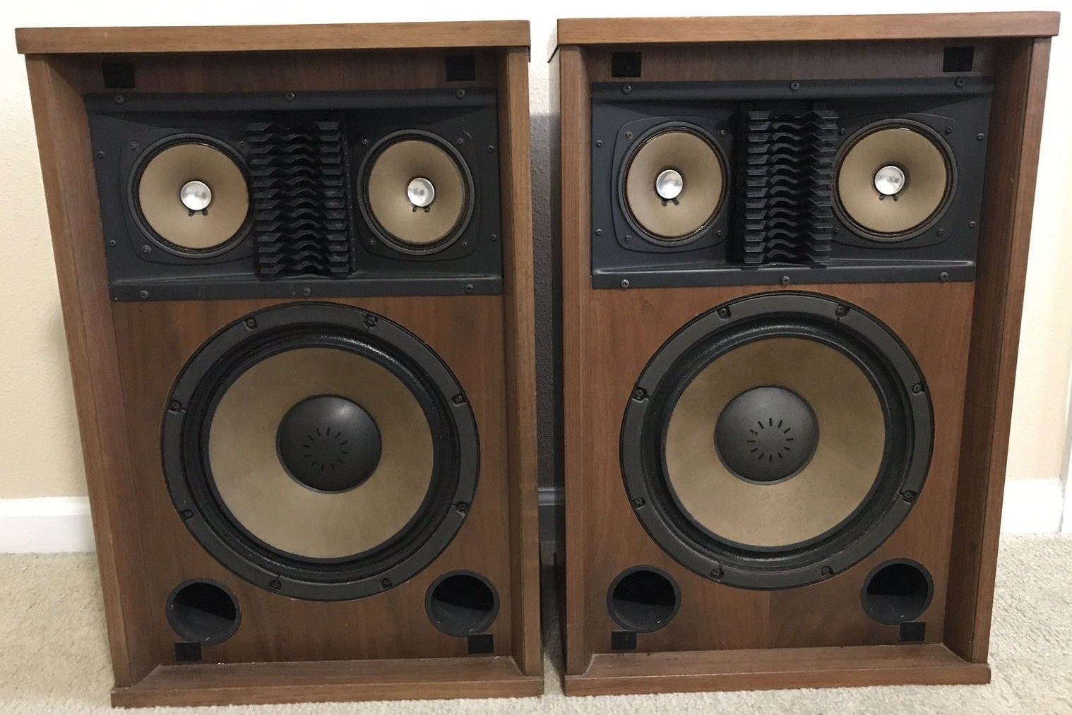 Sansui SP 2500