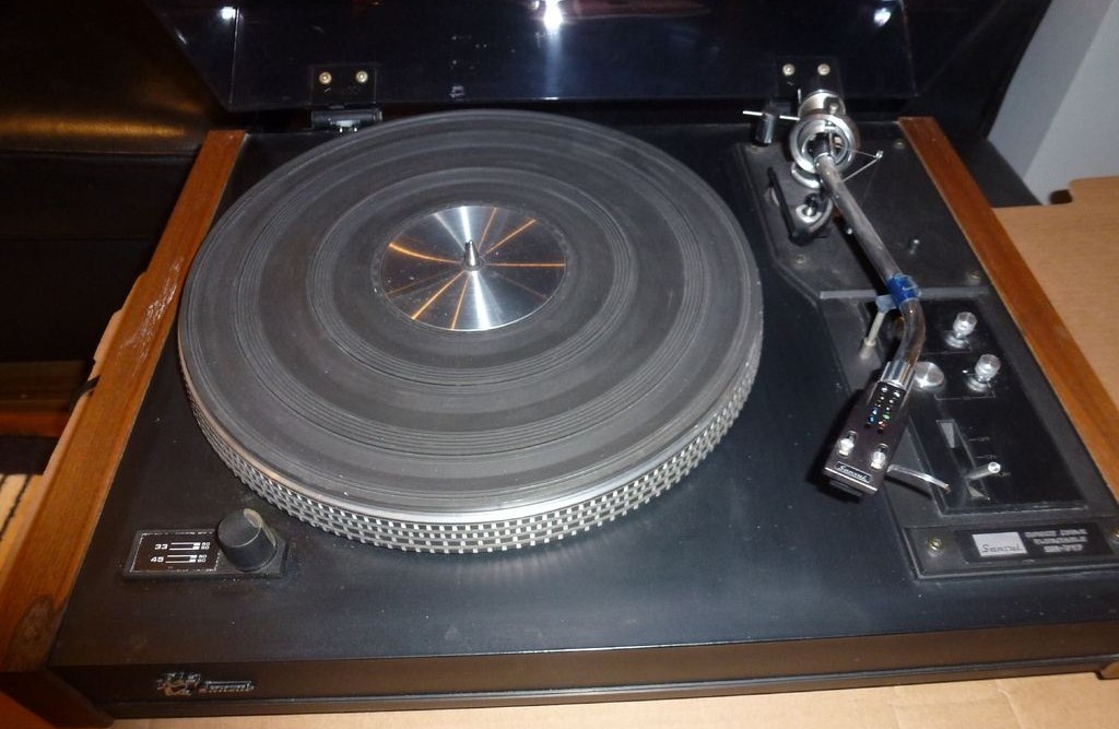 Sansui SR 717