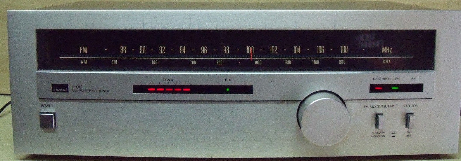 Sansui T 60