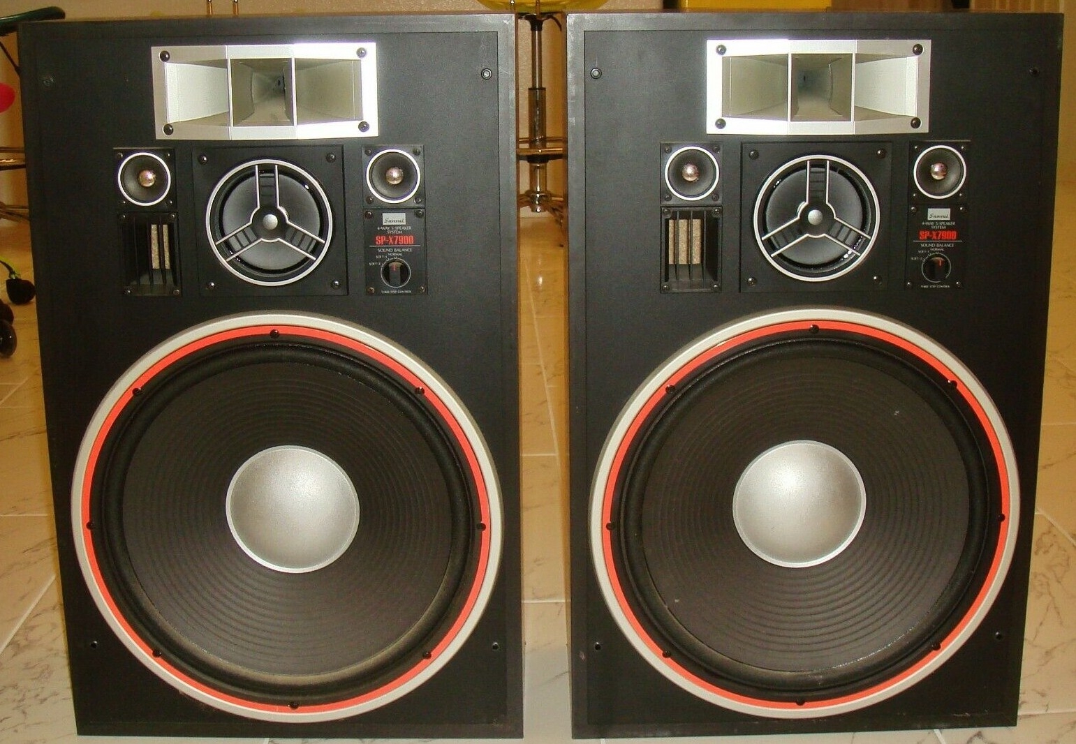 Sansui SP X 7900