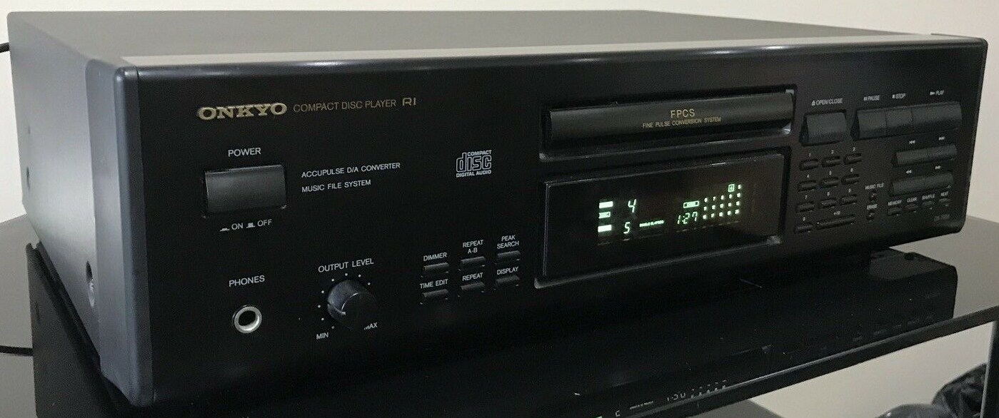 Onkyo DX 7051