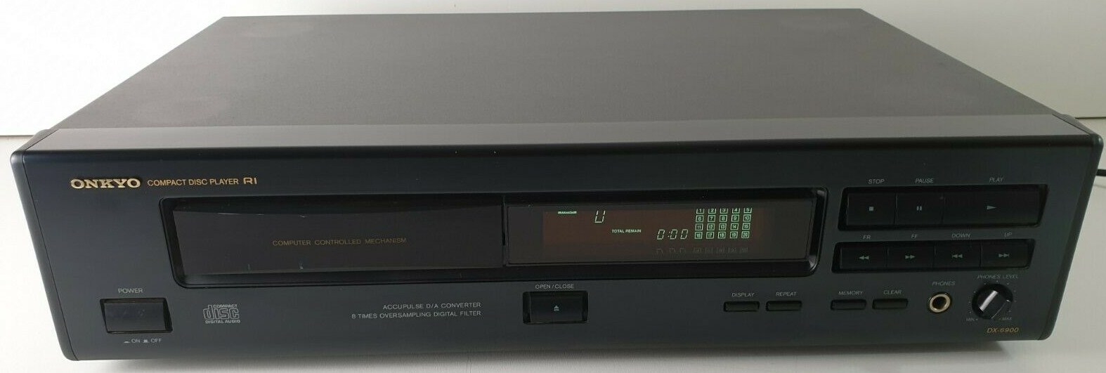 Onkyo DX 6900