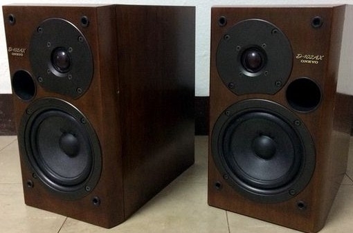 Onkyo D 102 AX