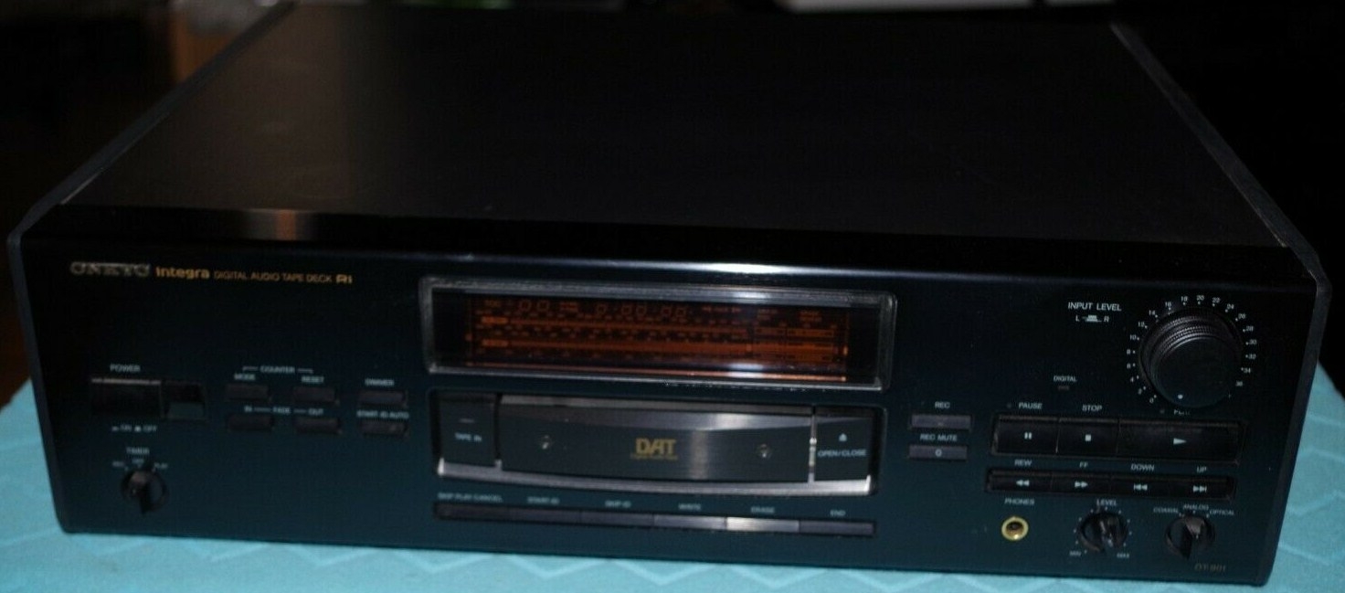 Onkyo DT 901