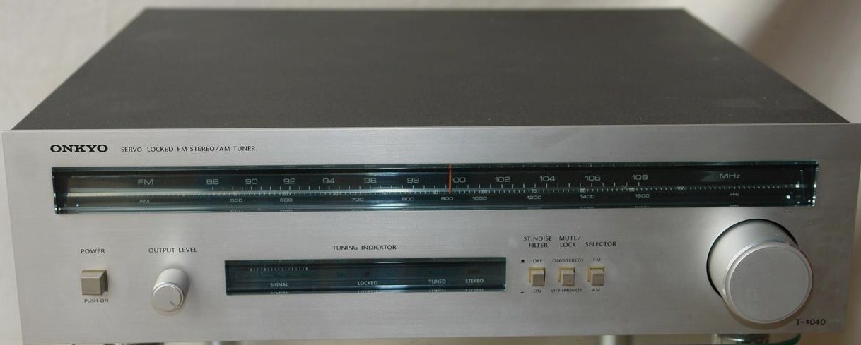 Onkyo T 4040