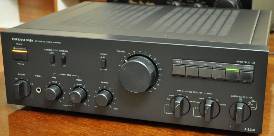 Onkyo A 8250