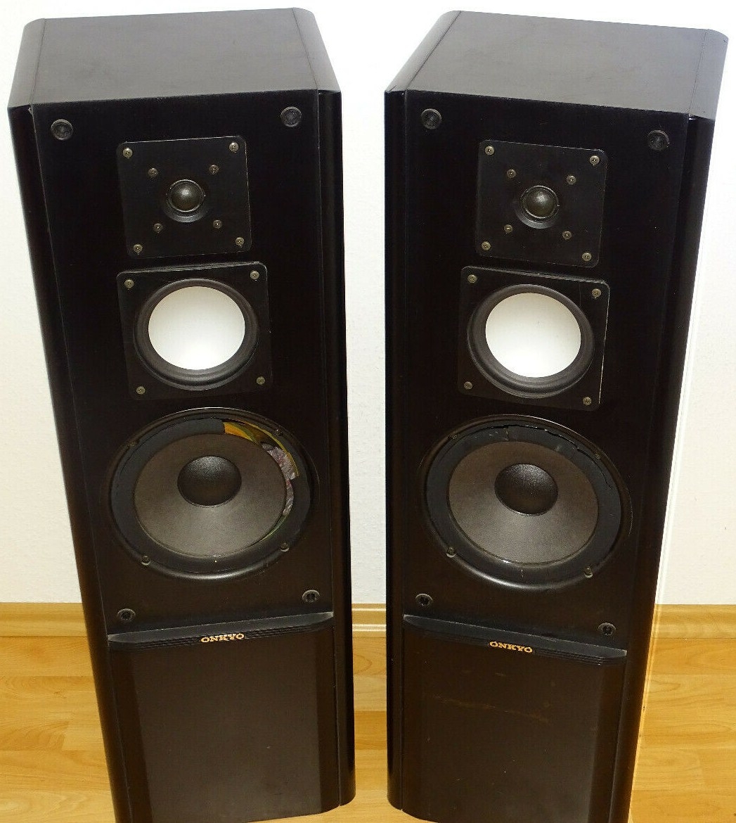 Onkyo SC 670